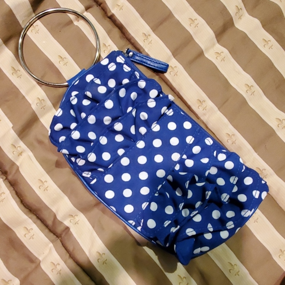 3/$15 NWOT clutch